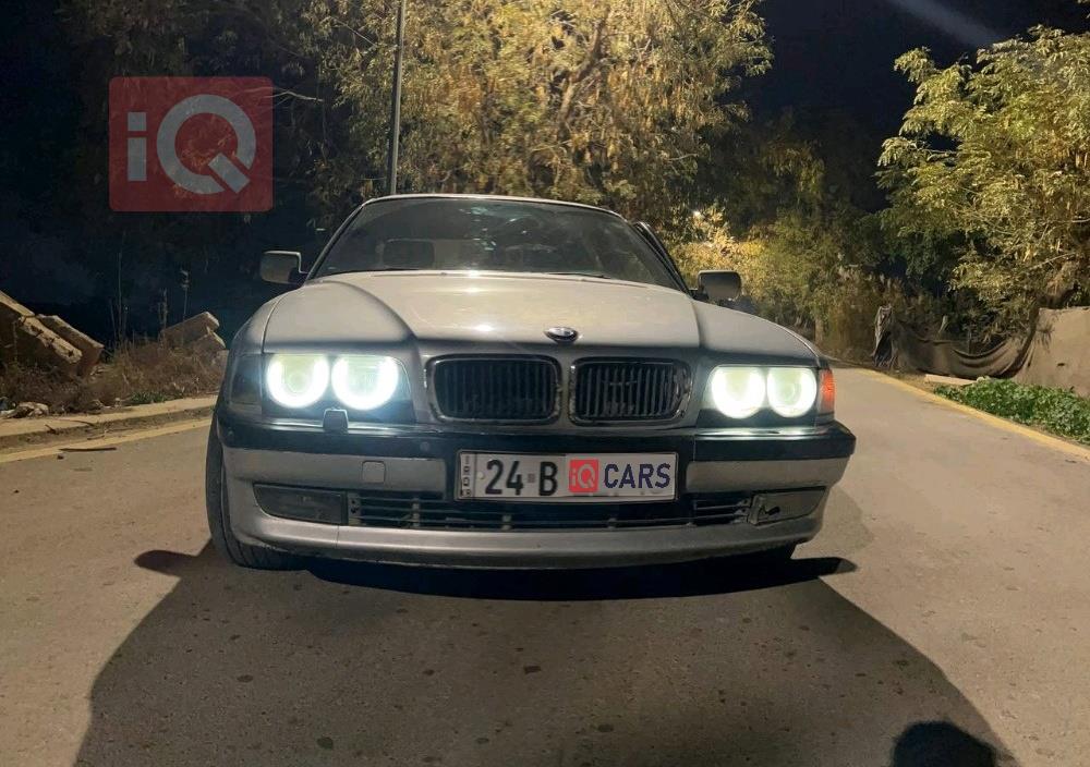 بي ام دبليو الفئة 7